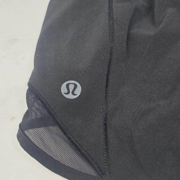 Lululemon Hotty Hot Short II 2.5" Inseam Women's Black Size 4 - Picture 3 of 4